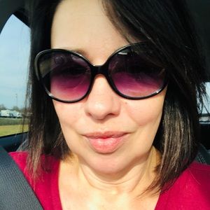 Meet your Posher, Wendy